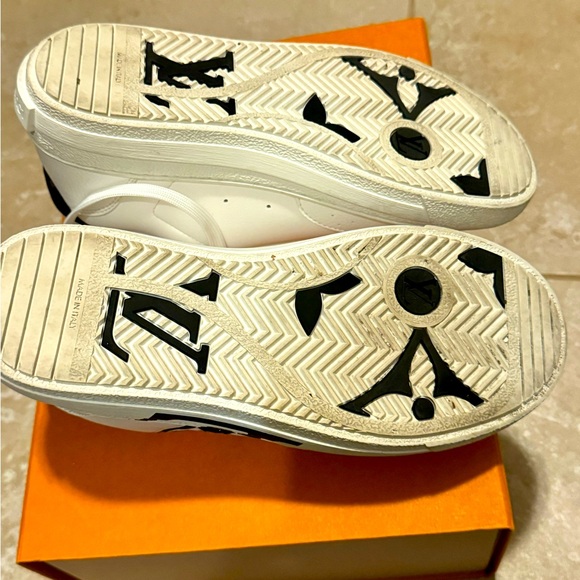 Louis Vuitton Charlie sneaker - Picture 7 of 8